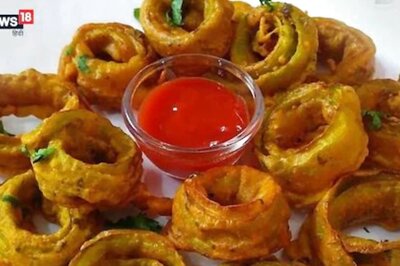 Have You Ever Tried Lauki Chilka Pakoras? We Have An Easy-Peasy Recipe