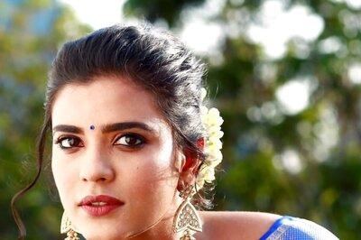 Aishwarya Rajesh Is Elegance Personified In This Royal Blue-Silver Saree, See Pics