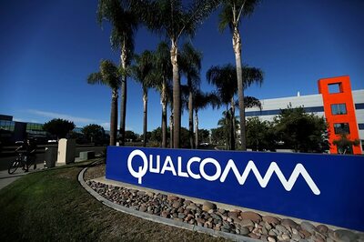 Chipmaker Qualcomm to Meet China Regulators to Clear $44 Billion NXP Deal