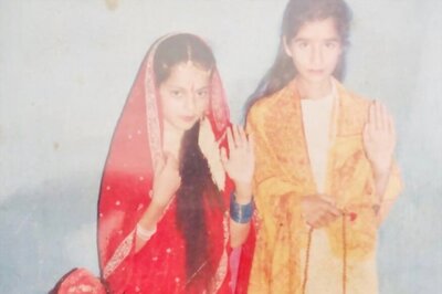 Rangoli Shares Throwback Picture of Sister Kangana Ranaut, See Here