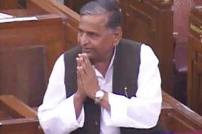 Mulayam denies defending SIMI