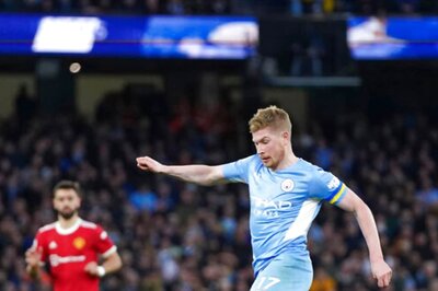 Manchester City Thrash Manchester United 4-1 to Extend Premier League Lead