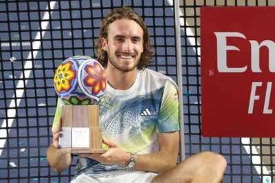 Stefanos Tsitsipas Downs Spirited Alex de Minaur to Clinch Season First Title at Los Cabos Open
