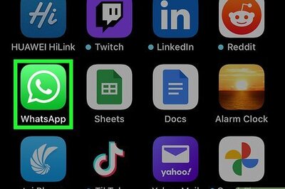 2 Easy Ways to Share Your Live Location on WhatsApp