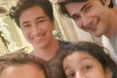 Mahesh Babu Is ‘Making Memories’ With His ‘Tribe’ in Milan, Shares Cute Selfies