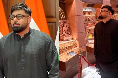 Badshah Is 'Grateful and Honoured' As He Visits New Parliament Building, Calls Is a 'Sight To Behold'