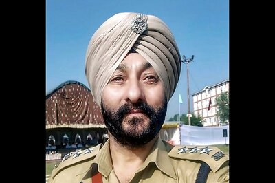 Suspended Jammu & Kashmir DSP Davinder Singh Granted Bail in Terror Case