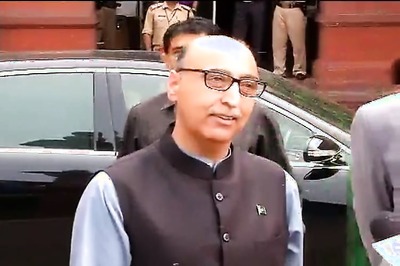 Pakistan breaks ceasefire at LoC but its High Commissioner says need to find who is engaged in violations