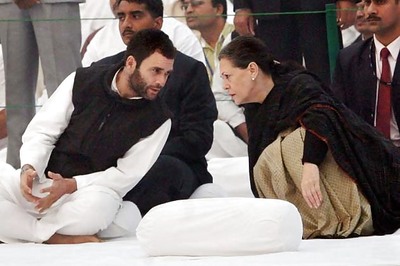 Congress MP attacks Sonia over AP bifurcation issue
