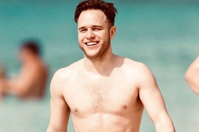 Olly Murs Confirms Romance with Bodybuilder Girlfriend Amelia Tank