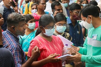 Pune Man Appears for CUET 2022 Along With Daughter to Boost Her Morale