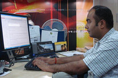 IBNLive Chat: Advani's book, his last die to become PM