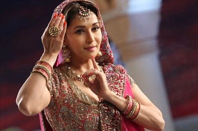 Madhuri plays a begum in 'Dedh Ishqiya': Abhishek Choubey