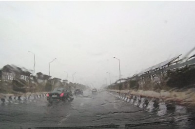 Rain Lashes Parts Of Delhi-NCR, Brings Relief from Intense Heat