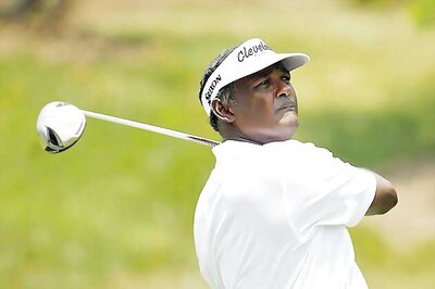 Vijay Singh leads at Greenbrier Classic