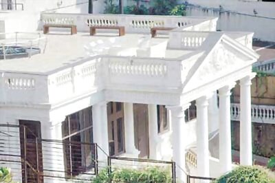 Shah Rukh's bungalow in environment trouble