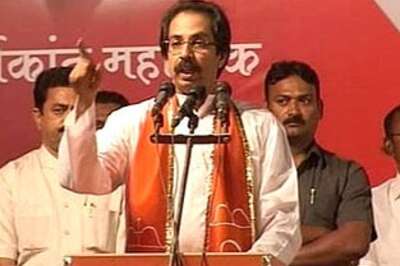 Uddhav Thackeray calls PM eunuch, Cong outraged