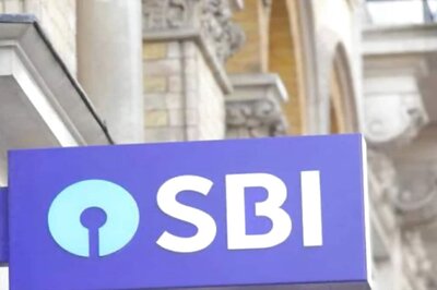 SBI Server Down: Users Complain Internet Banking, UPI Services Not Working