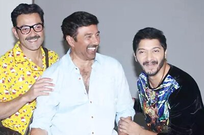 Bobby Deol Had Hit Rock-Bottom When He Signed Shreyas Talpade's Poster Boys: 'Confidence Nahi Hai'