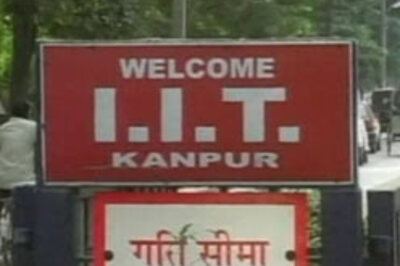 IBNLive Chat: IITs, IIMs should help needy students