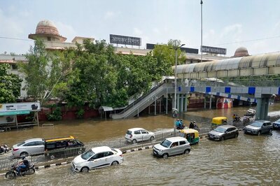 Delhi Flood: Traffic Woes Persist As Water Yet to Recede From Key Roads | Avoid These Routes