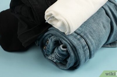 The Best Ways to Pack Clothes for Travel: Rolling, Bundling & More