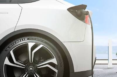 Do Electric Vehicles Contribute To Air Pollution? Here’s What Experts Have To Say