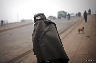 Foggy morning in Delhi, North India reels under cold wave