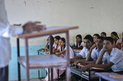 Gujrat Govt Planning to Regulate Fee Structure of Private Schools