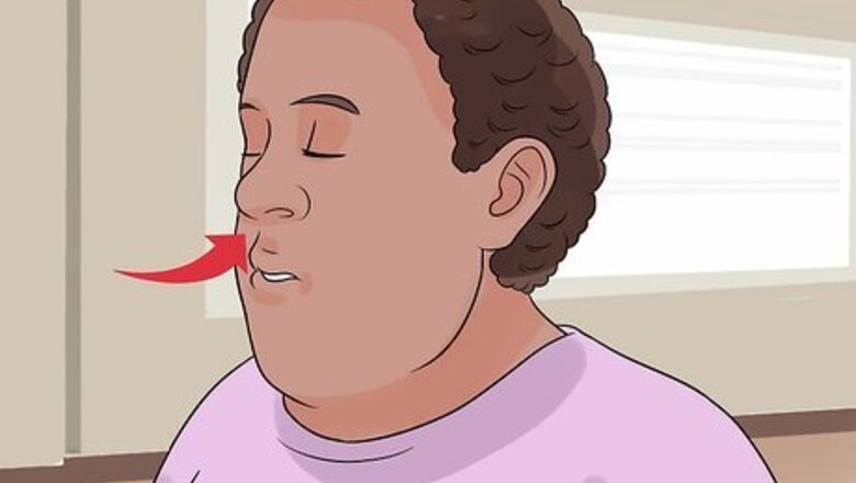 How to Manage Chronic Pain at Work