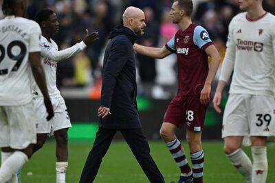 Erik Ten Hag Under Pressure as Manchester United Defeated by West Ham 2-0
