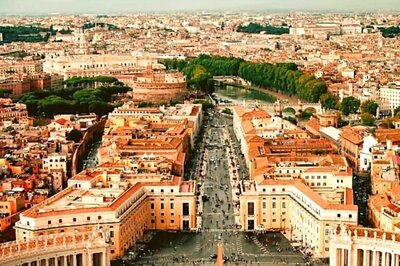 The Smallest Country In The World Has Fewer People Than On A Delhi Metro Train; Check Others On The List