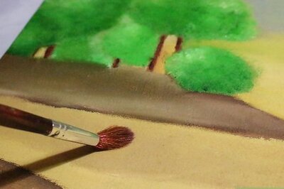 How to Clean Oil Paintings to Preserve It for Years