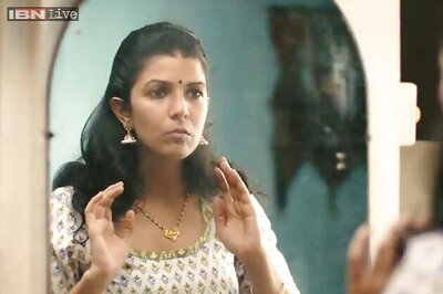  Nimrat Kaur all set to dazzle on the BAFTA red carpet; to represent 'The Lunchbox'