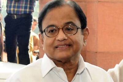 Chidambaram meets bankers, corporate honchos