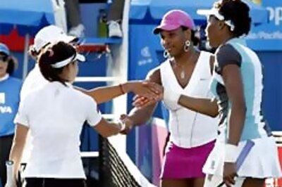 Chinese duo knocks out Williams sisters