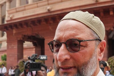 AIMIM President Owaisi Likens UP Govt Order on Eateries to Hitler Rule