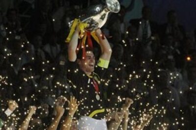 Spain, Manchester United dominate L’Equipe 2008 Top XI