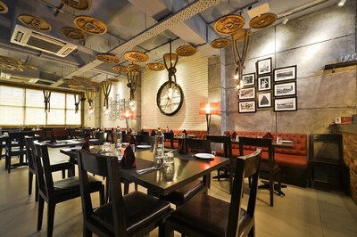 'Tawak' Restaurant Review: Promises to satiate your culinary craving