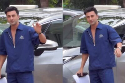 Ranbir Kapoor Sports Clean Shaven Look, Spotted With A Script Outside Sanjay Leela Bhansali's Office; Watch