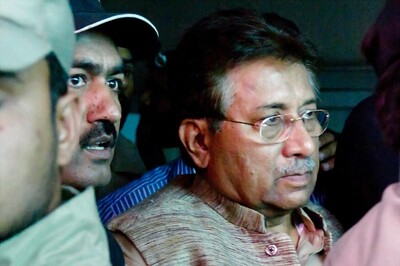 MQM Leaders' Visit to Musharraf Triggers Speculation to Become Joint President of MQM, PSP