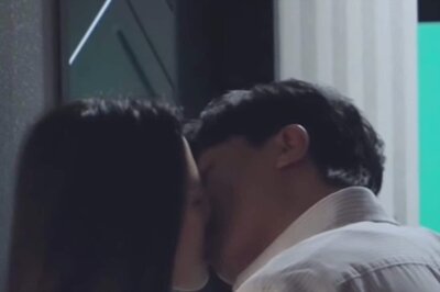 Thirty-Nine: Son Ye-jin Giggles, Yeon Woo-jin Gets Shy During Intense Kiss Scene In BTS Video