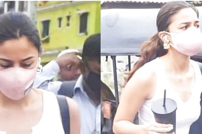 Alia Bhatt Nails Comfy and Casual Look as She Sports Cute Crop Top with Ripped Denims