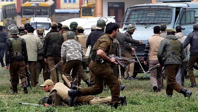 J&K: DGP to conduct inquiry into suicide attack on CRPF camp