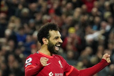 Premier League: Mohamed Salah Hits Double as Liverpool Rout Manchester United 4-0 to go Top