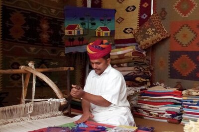 AICTE Observes National Handloom Day: All You Need to Know