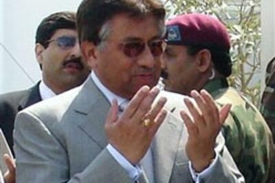 Pak Emergency: What lies ahead for Musharraf?