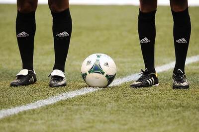 Mumbai FC hold Mohun Bagan to goalless draw; Bengaluru FC maul Shivajians 4-1