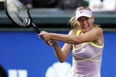 Sharapova powers into Pan Pacific Open semis