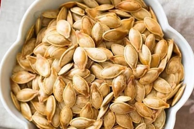 Pumpkin Seeds To Green Veggies, 5 Superfoods That May Reduce Risk Of Cancer In Women